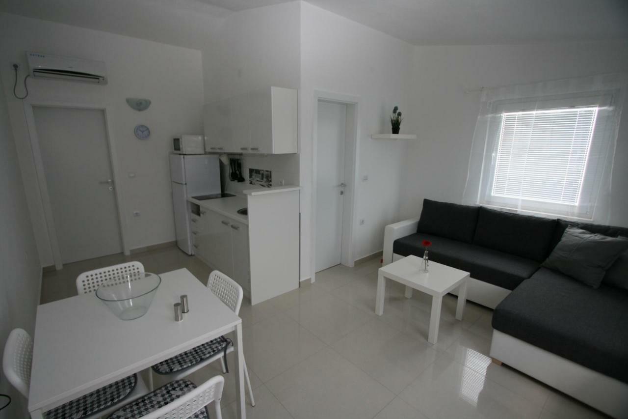Apartmani Popovic Nin Exterior foto