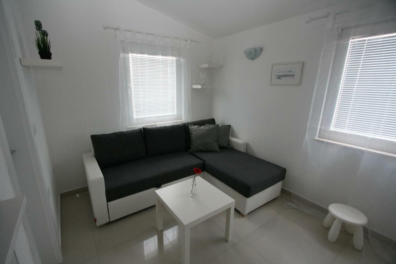 Apartmani Popovic Nin Exterior foto