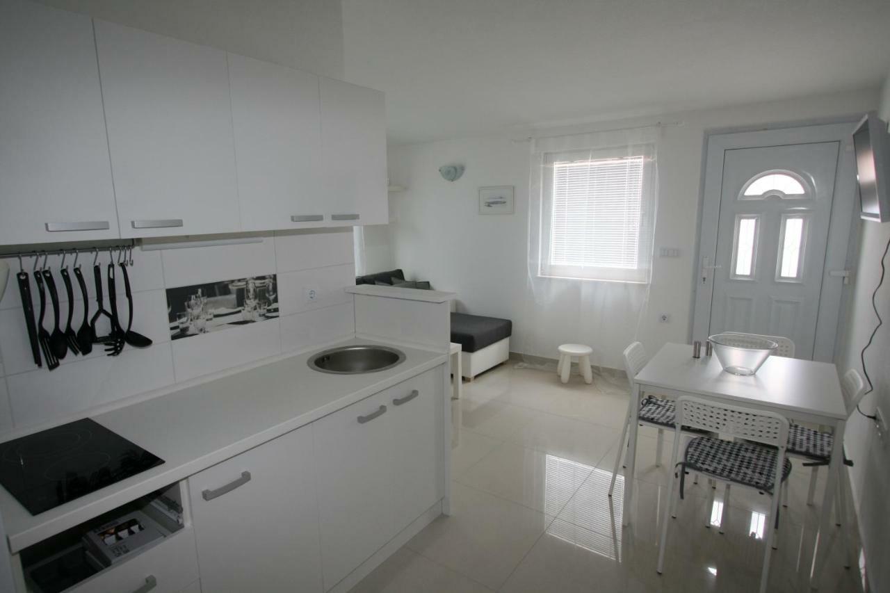 Apartmani Popovic Nin Exterior foto